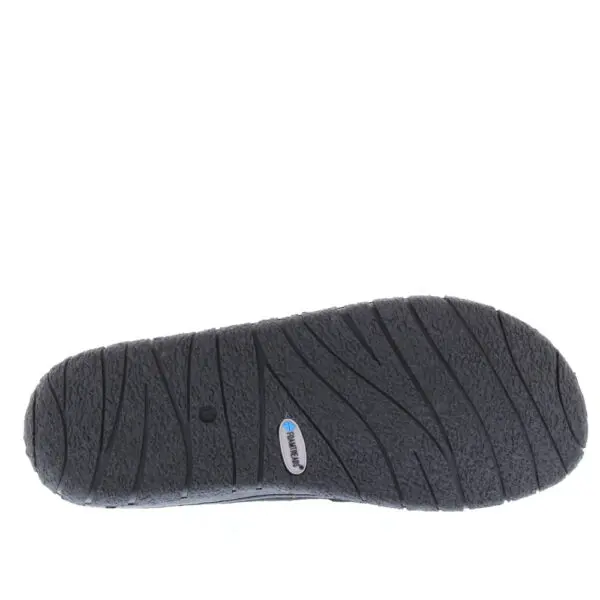 aw18_foam_f-george_black_04