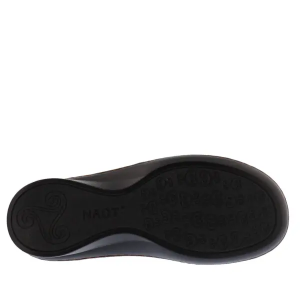 aw20_naot_mambo2_sgvmaple_04