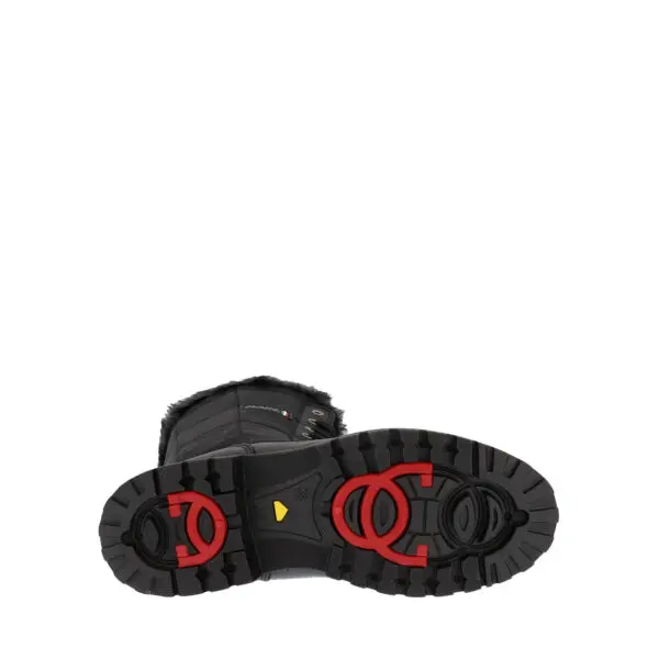 AW21_OLANG_OLANG-DAFNE_NEROCAMO_04