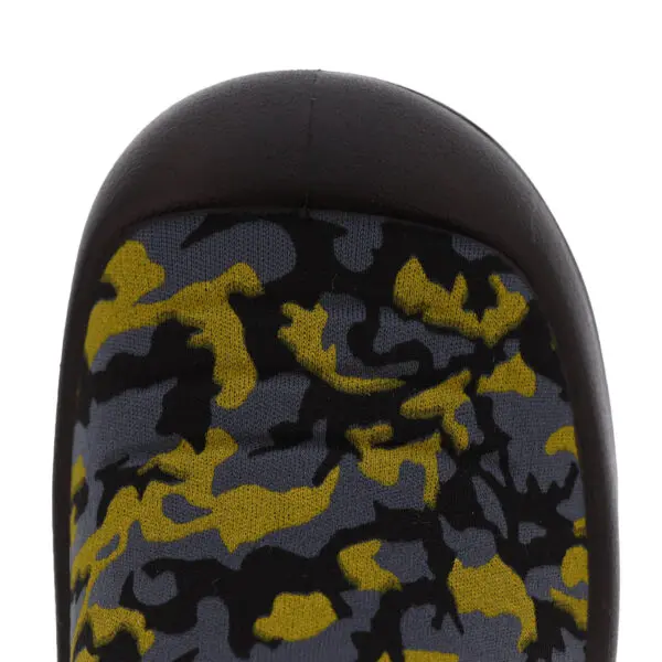 AW22_KUOMA_1222-OCHREGHOST_OCHREGHOST_05