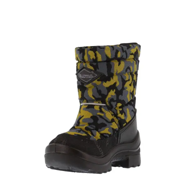 AW22_KUOMA_KUOMA-PUTKIVARSI_OCHREGHOST_03