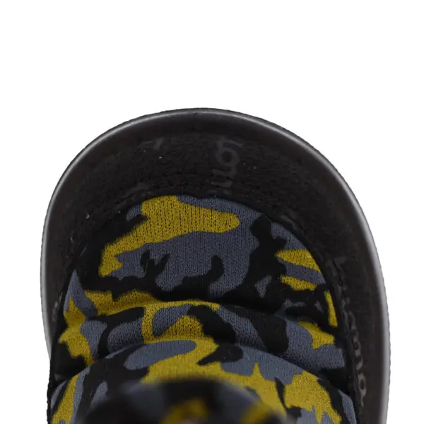 AW22_KUOMA_KUOMA-PUTKIVARSI_OCHREGHOST_05