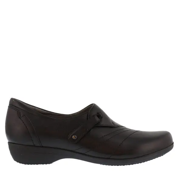 AW22_DANSKO_DAN-5500_BLACK_01