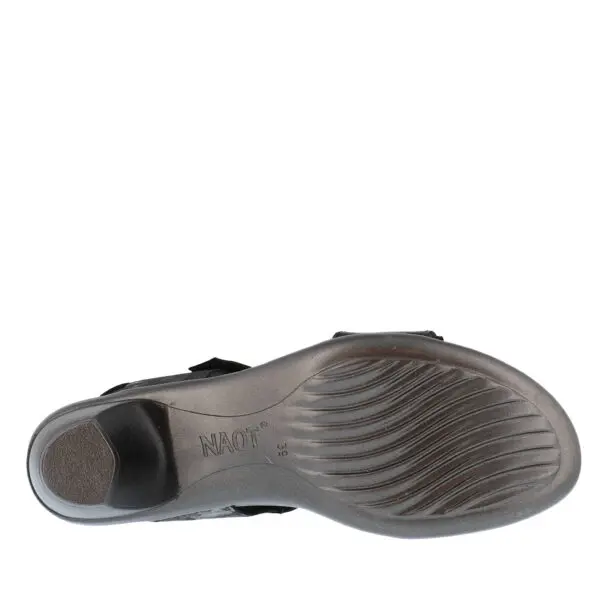 SS23_NAOT_NAOT-40043_NXX_04