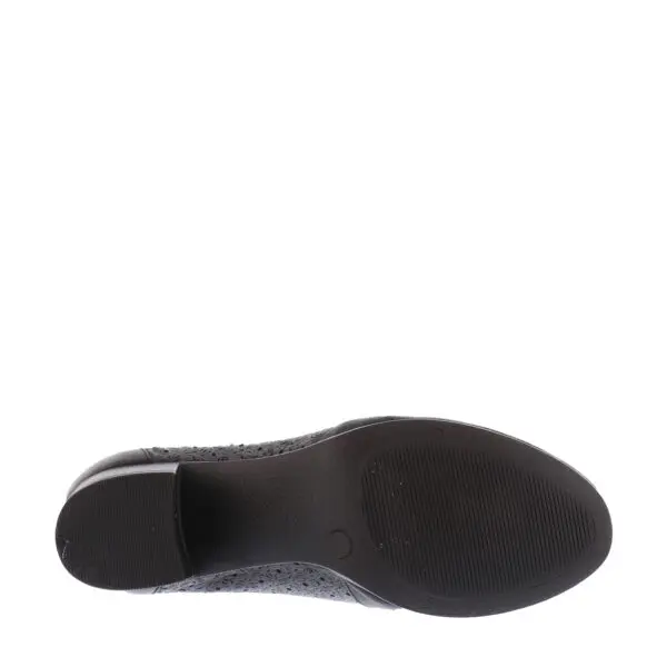 SS24_VENUS_VENUS-1375Y_BLACK_04