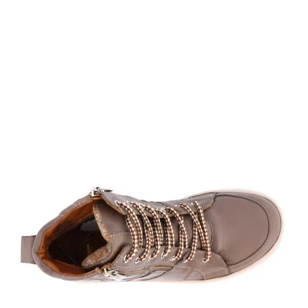 AW24_SAFEST_ST-23017_DARSTO_05