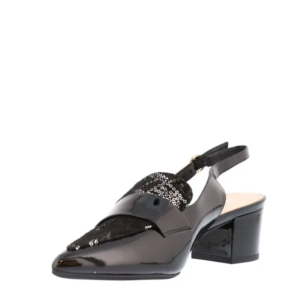 AW25_DJANGO_DJ-AIDAY_BKSPARK_03