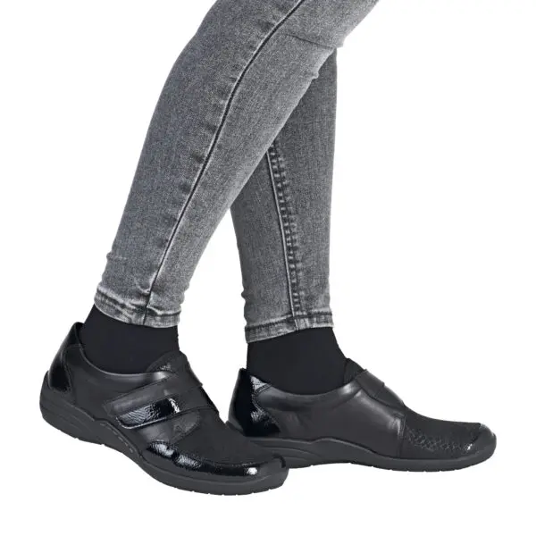 AW25_REMONT_R7600_BLK00_07