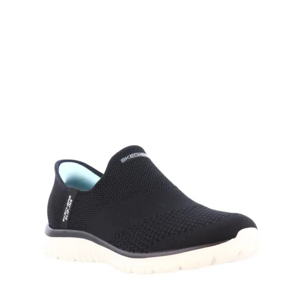 AW25_SKECHE_104425_BLKKNIT_02