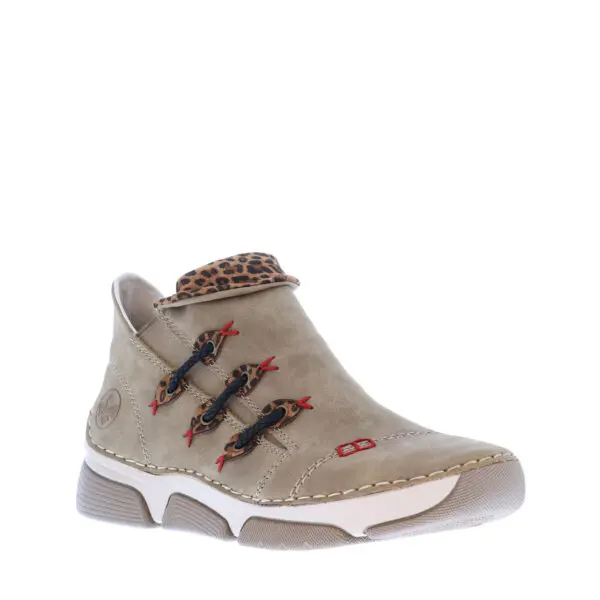 AW25_RIEKER_45983_FANG64_02