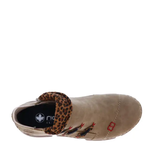 AW25_RIEKER_45983_FANG64_05