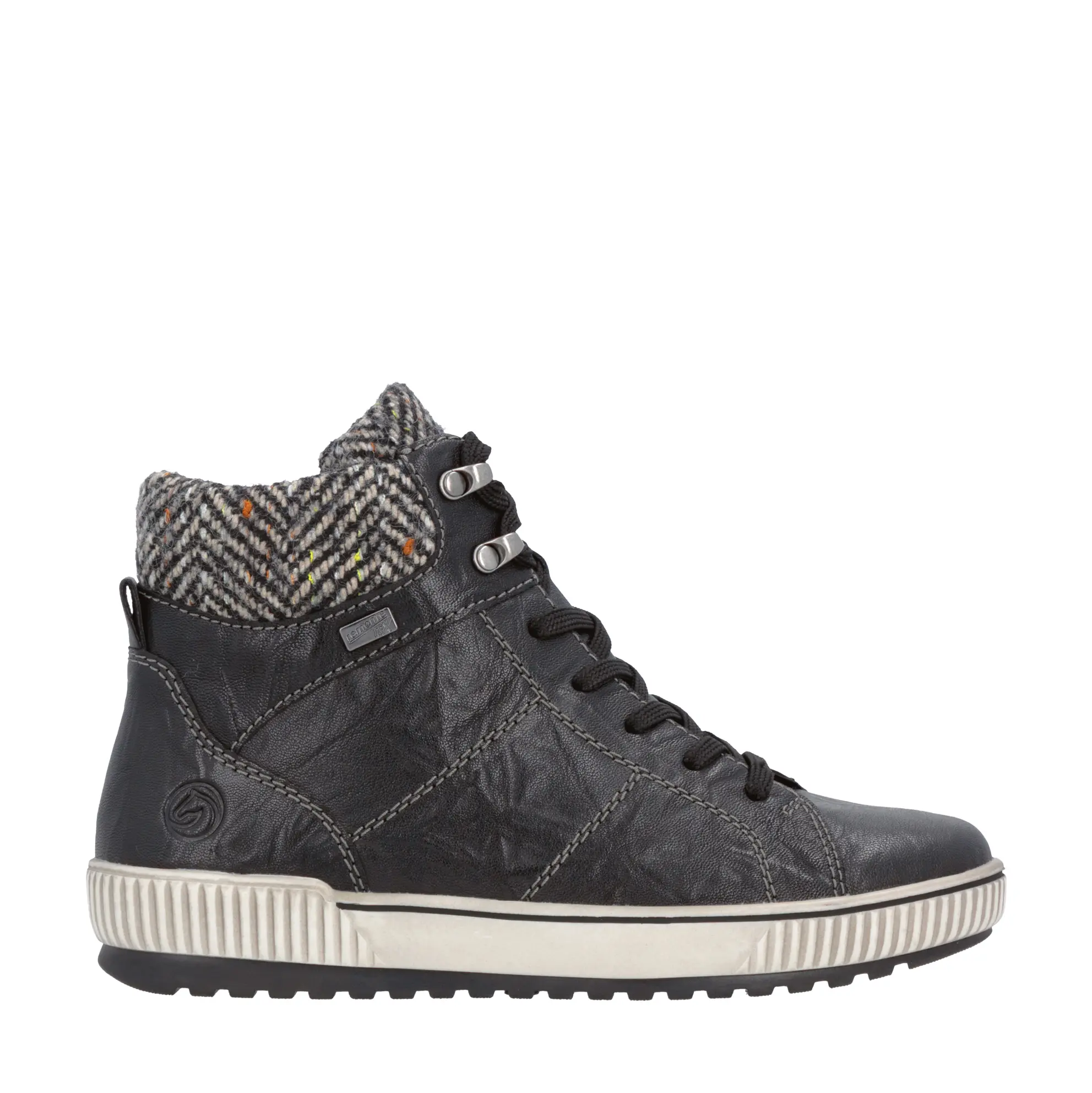 AW26_REMONT_D0784_BLK03_01