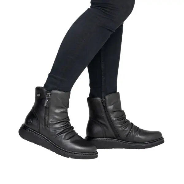 AW26_REMONT_D3981_BLK00_07