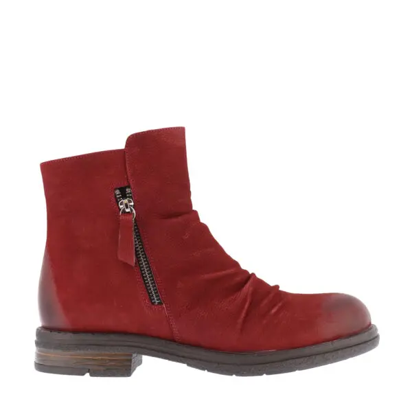 AW26_NYST_NYST-58251_BURGNUB_01