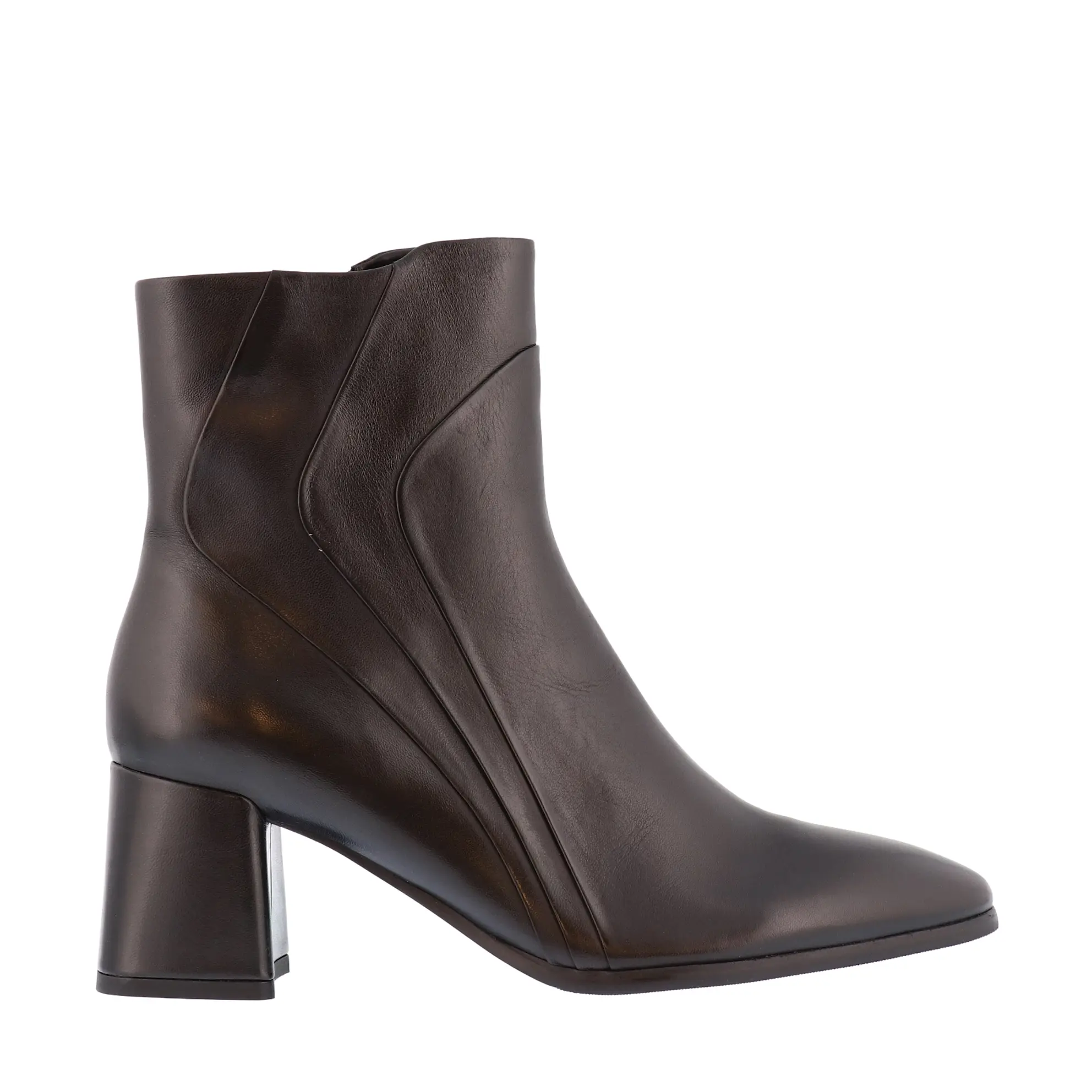 AW26_RLC_RLC-MILLIE15_BLACK_01