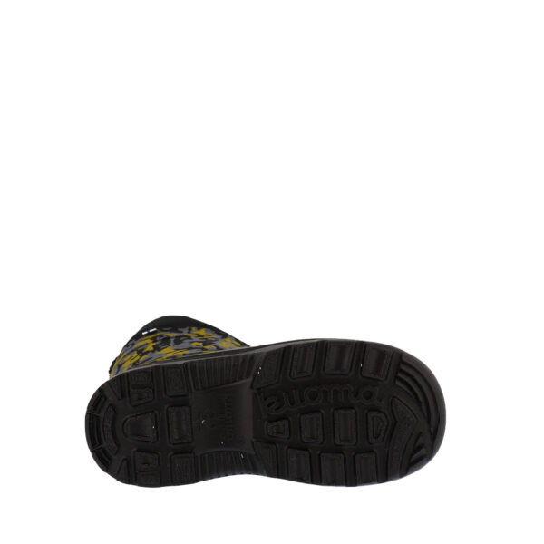 AW22_KUOMA_1222-OCHREGHOST_OCHREGHOST_04