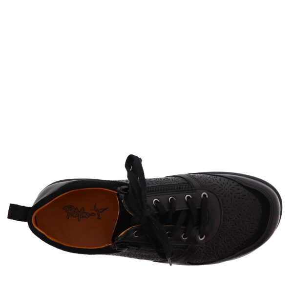 AW22_PORTO_ID-1771_NERO_05