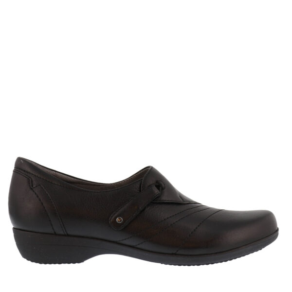 AW22_DANSKO_DAN-5500_BLACK_01