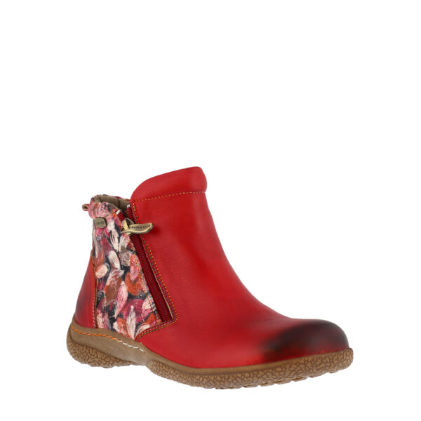 AW23_LAURAVITA_LV-GOCTHO1123_WINE_02