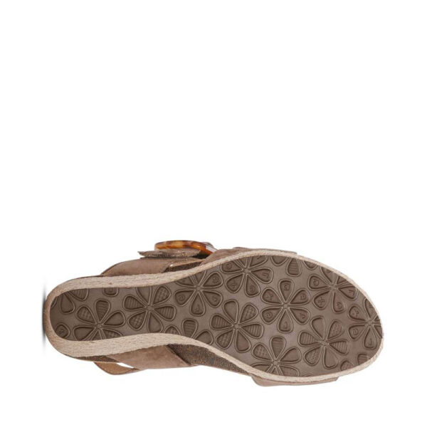 AX-ASHLEY TAUPE EW792W 5