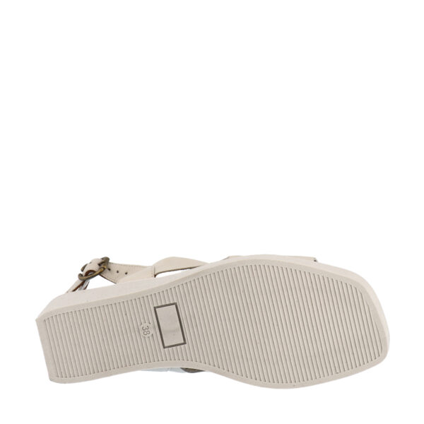 SS24_BUENO_B-FLYNN_TUSK_04