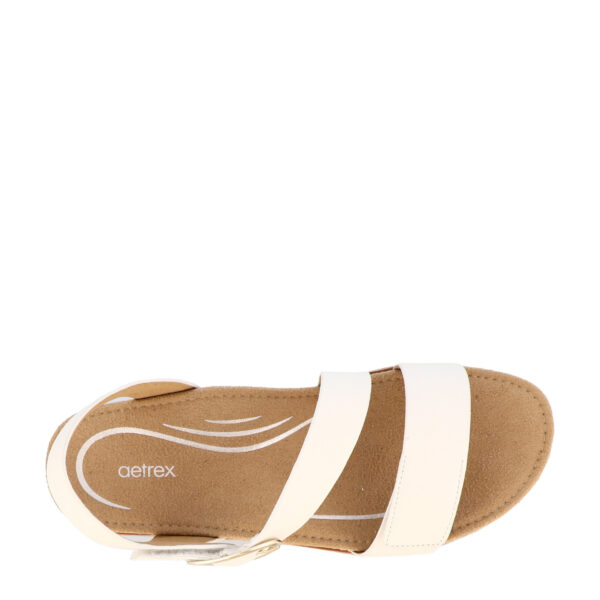 SS25_AETREX_AX-COURTNEY-SS25_AETREX_AX-TAMARA_IVORY_05