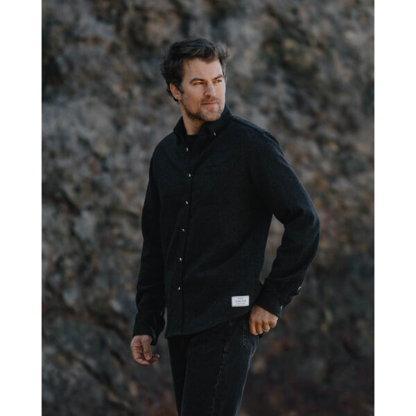 SS25_ANIAN_AN-MEN-17OZ-MM_CHARCO_8_SQUAREEDIT