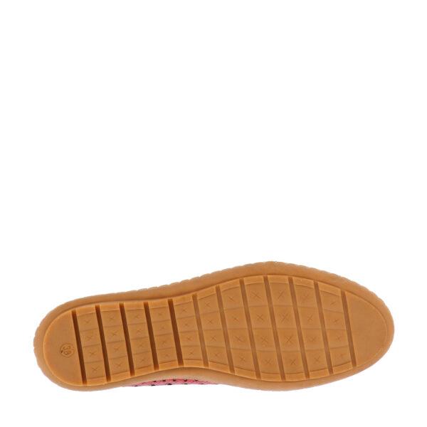 SS25_VOLKSW_VW-1562_RED_04