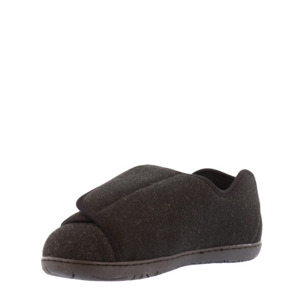 SS25_FOAM_DOCTOR2-W_BLACK_03