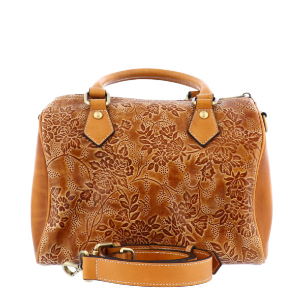 AW25_LAURAV_LV-BRANCA01_CAMEL_04