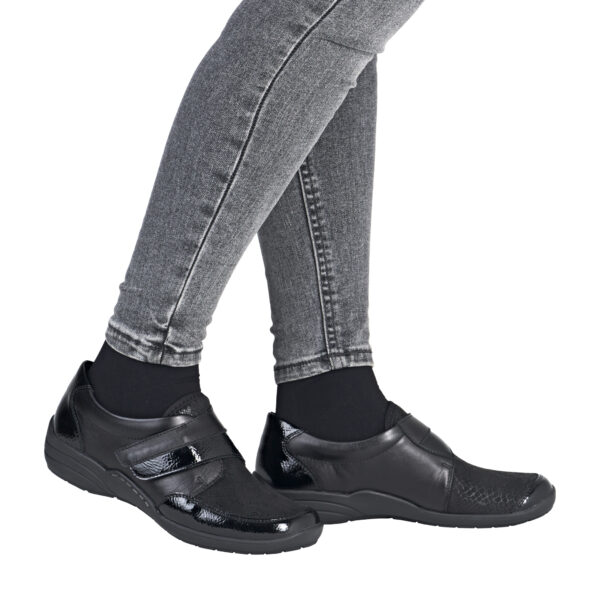 AW25_REMONT_R7600_BLK00_07