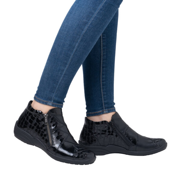 AW25_REMONT_R7674_SHBLK04_07