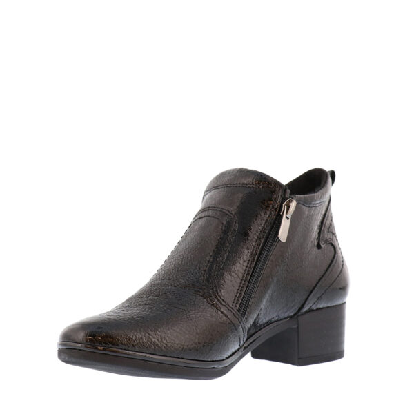 AW25_METINA_MET-28333_R300_03