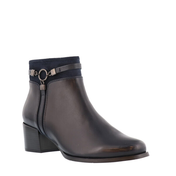 AW25_RLC_RLC-JOLENE29_NAVY_02