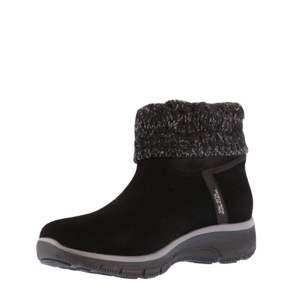 AW25_SKECHE_169165_BLKSUE_03