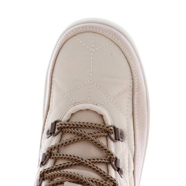 AW25_TAXI_MONTREAL-02WP_BEIGE_05