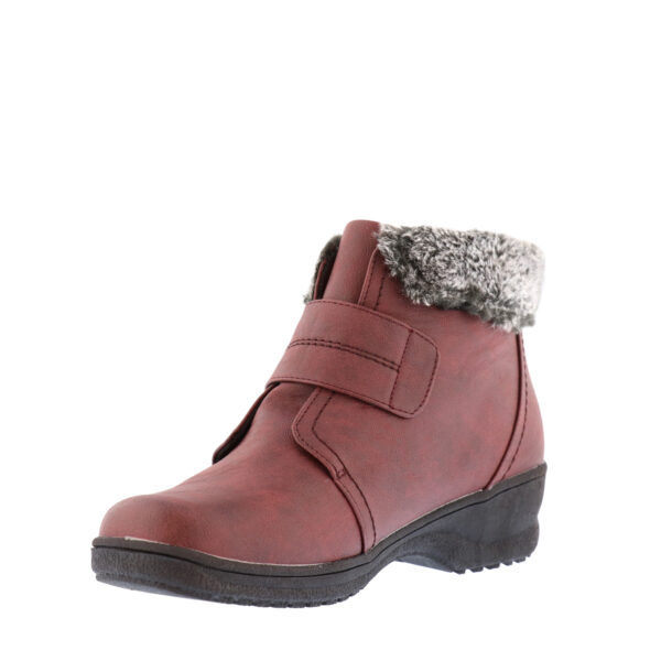 AW25_WANDER_T21646-W_BURGU_03