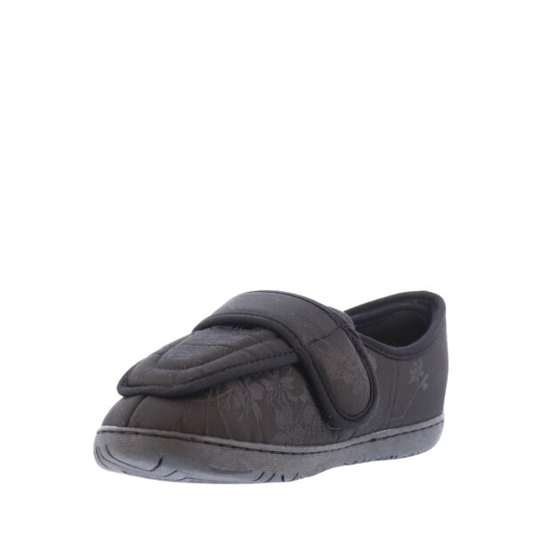 AW25_FOAM_PHYSICIAN2-XW-WO_BLKSAT_03