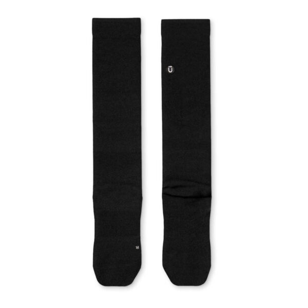 Black-EverydayMerino-KneeHigh_02_SQUAREEDIT