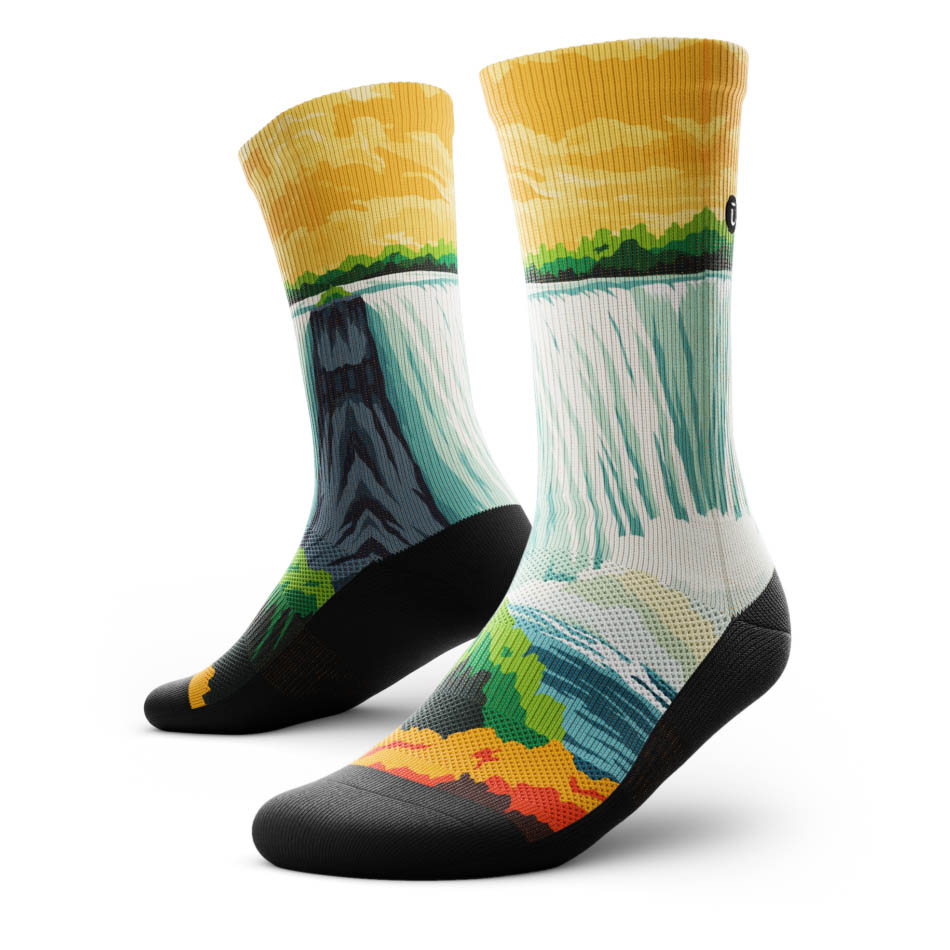 NiagaraFalls-Crew_01_SQUAREEDIT