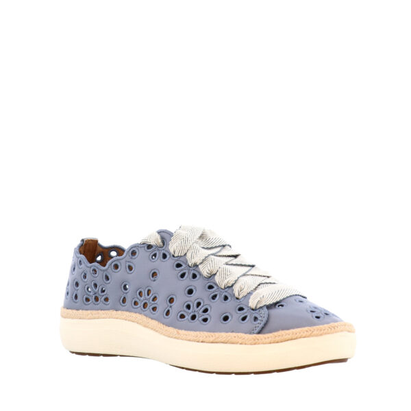 SS26_AETREX_AX-CHARLOTTE_HAZYBLUE_02