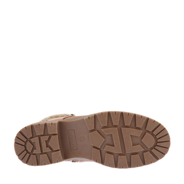 AW26_TAXI_TAX-KELLY01WP_TAN_04